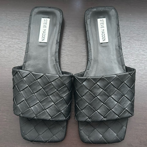 Steve Madden Shoes - Steve Madden Melyza black slides / sandals